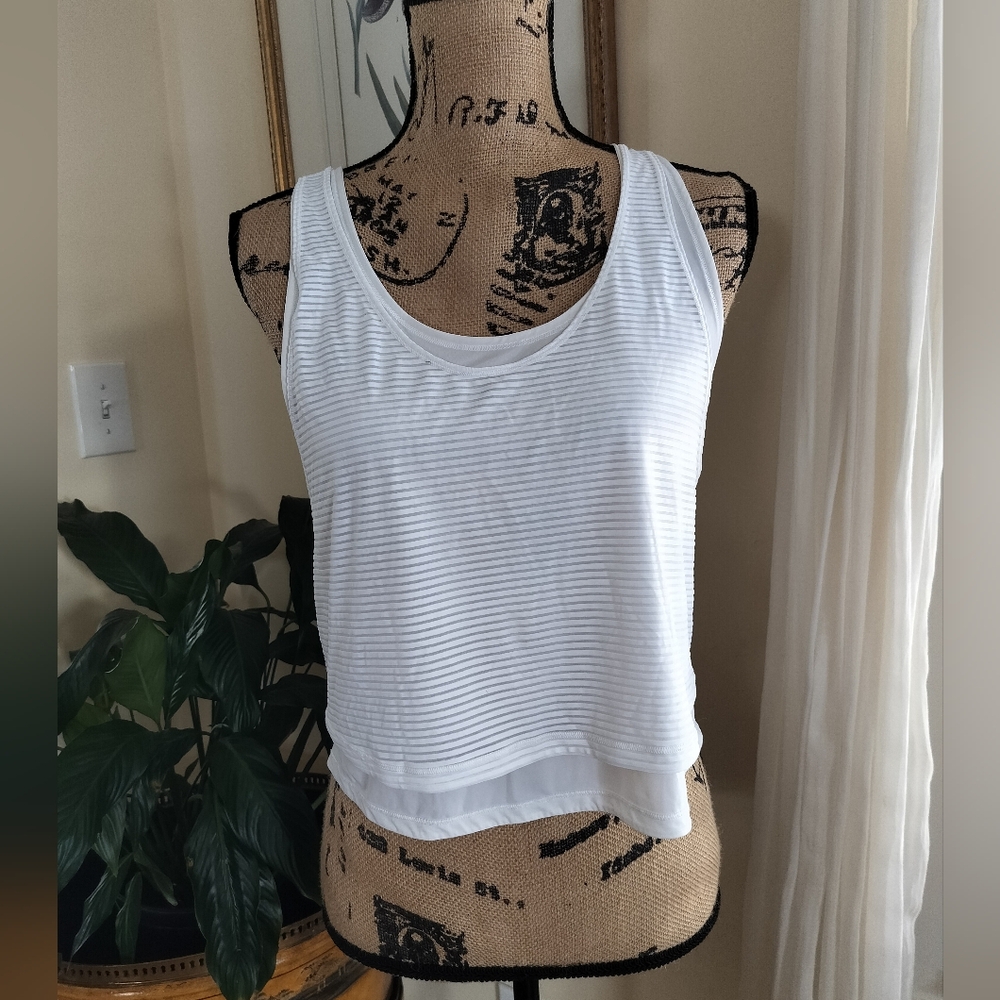 Lululemon Double Tank Color White Stripped Size 6 Women's